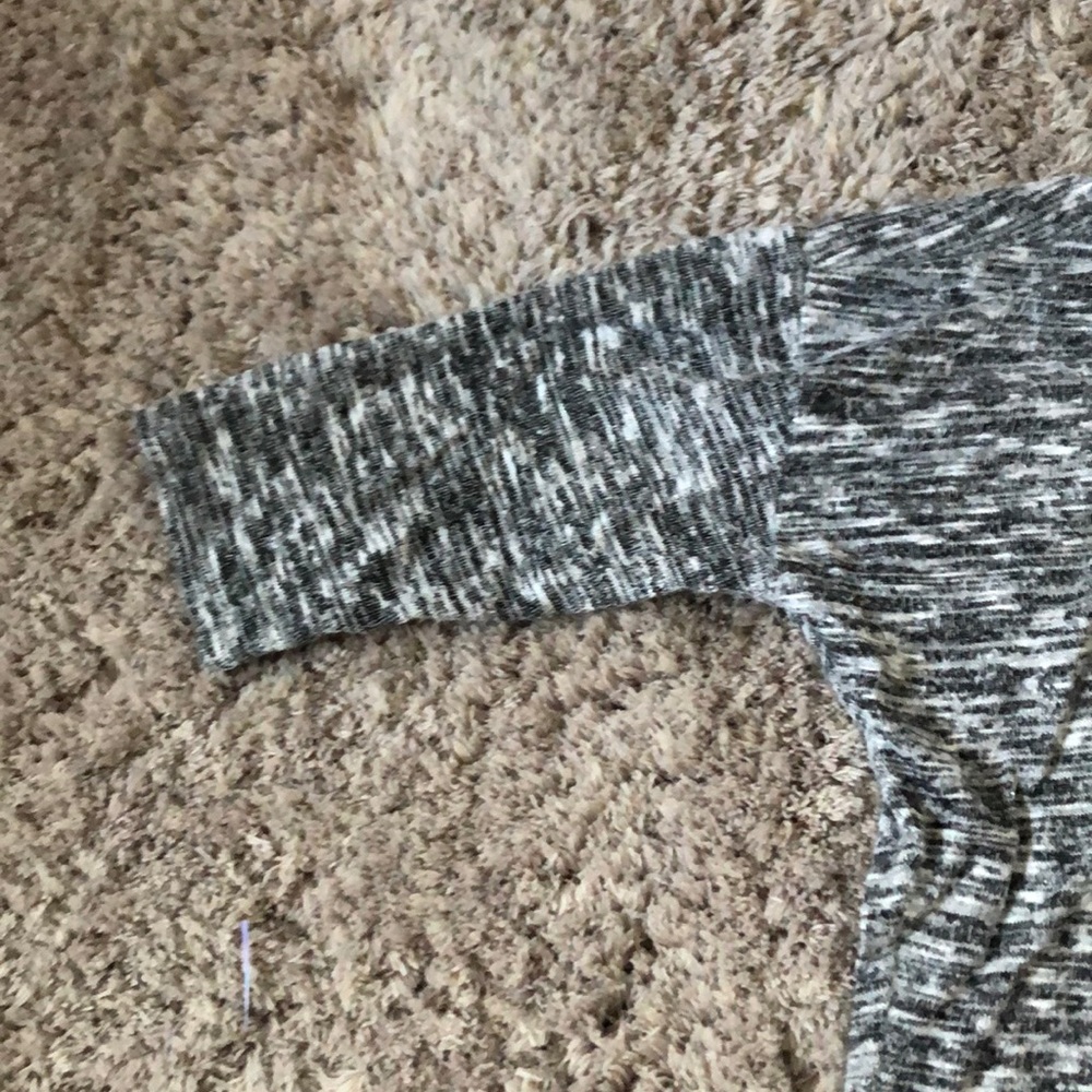 Top from express - Picture 2 of 3